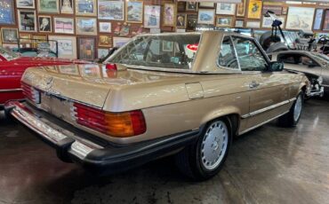 Mercedes-benz-benz-560-class-1987-yellow-5