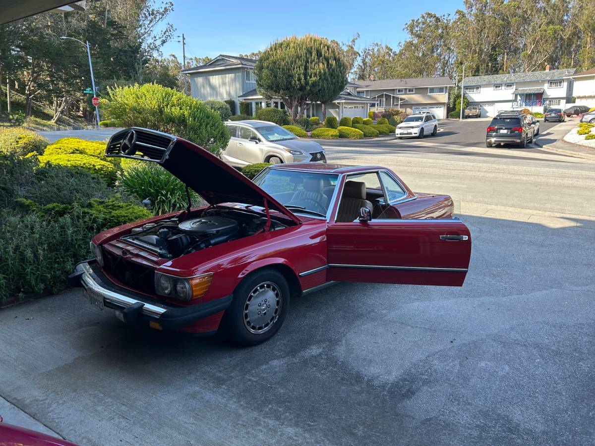 Mercedes-benz-benz-560-sl-1986-red-13