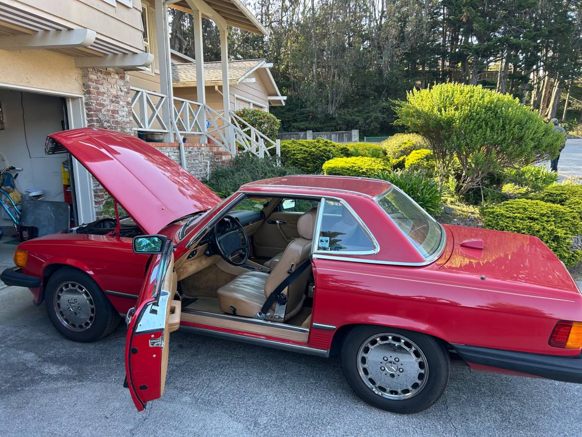 Mercedes-benz-benz-560-sl-1986-red-14