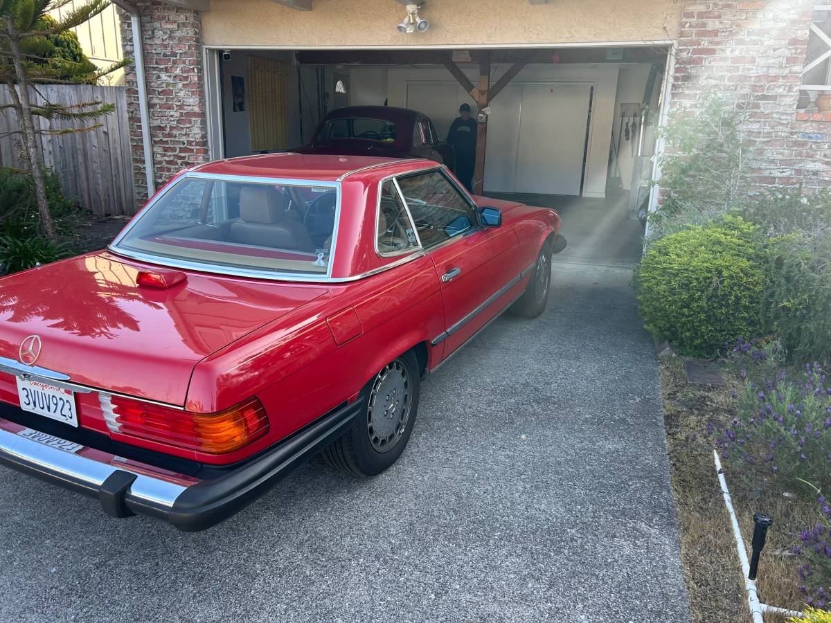 Mercedes-benz-benz-560-sl-1986-red-4