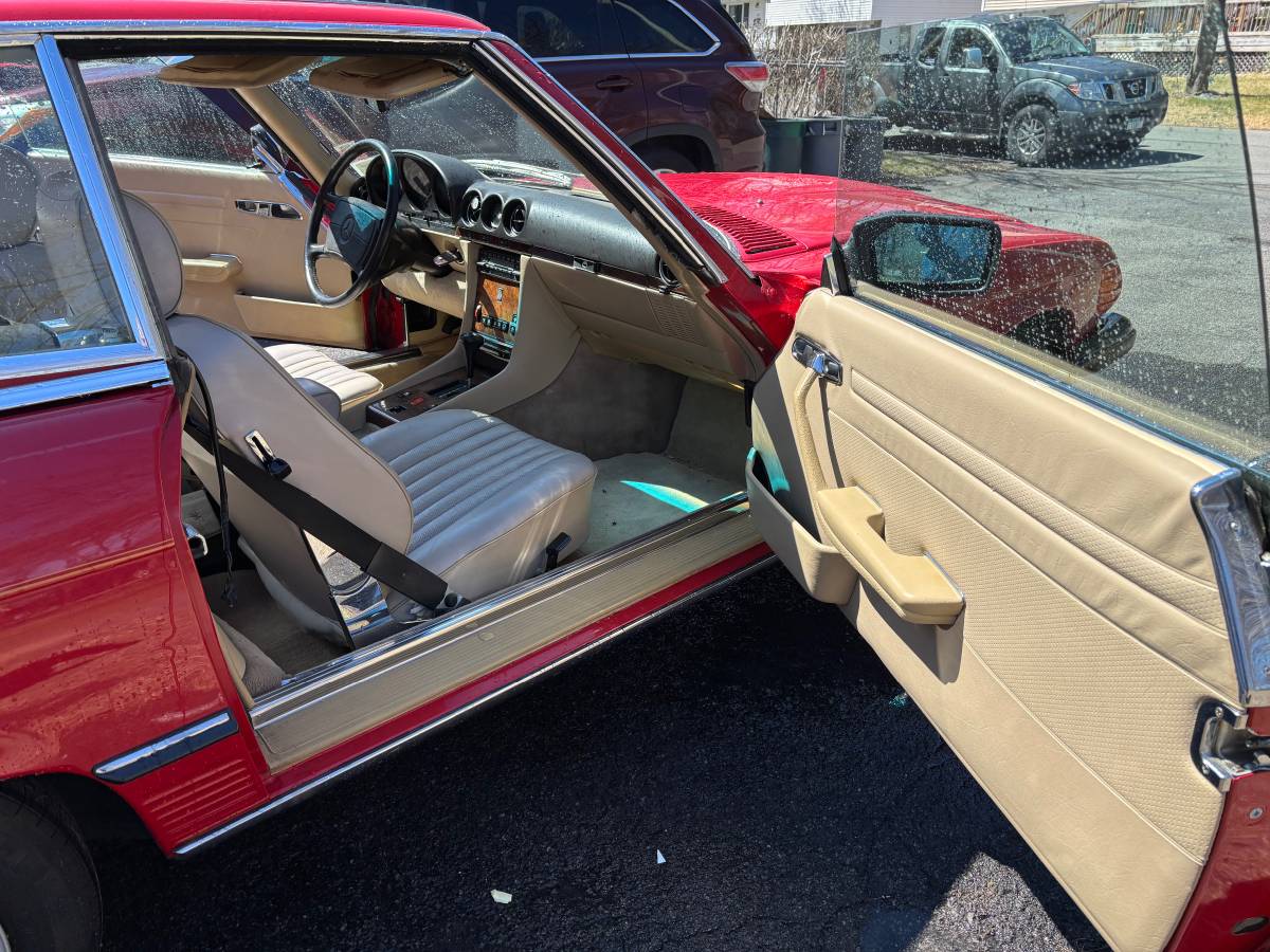 Mercedes-benz-benz-560sl-1986-red-13