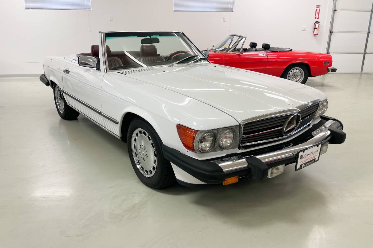 Mercedes-benz-benz-560sl-1986-white-2