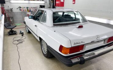 Mercedes-benz-benz-560sl-1986-white-7