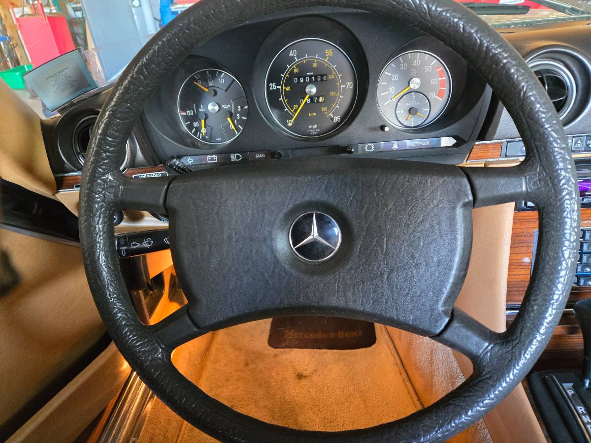 Mercedes-benz-benz-c-class-1980-blue-4