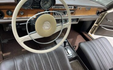 Mercedes-benz-benz-e-class-1971-white-8