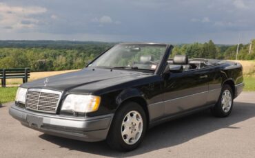 Mercedes-benz-benz-e320a-1995-black