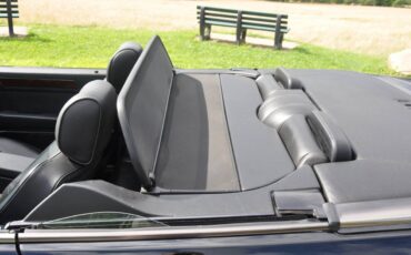 Mercedes-benz-benz-e320a-1995-black-6