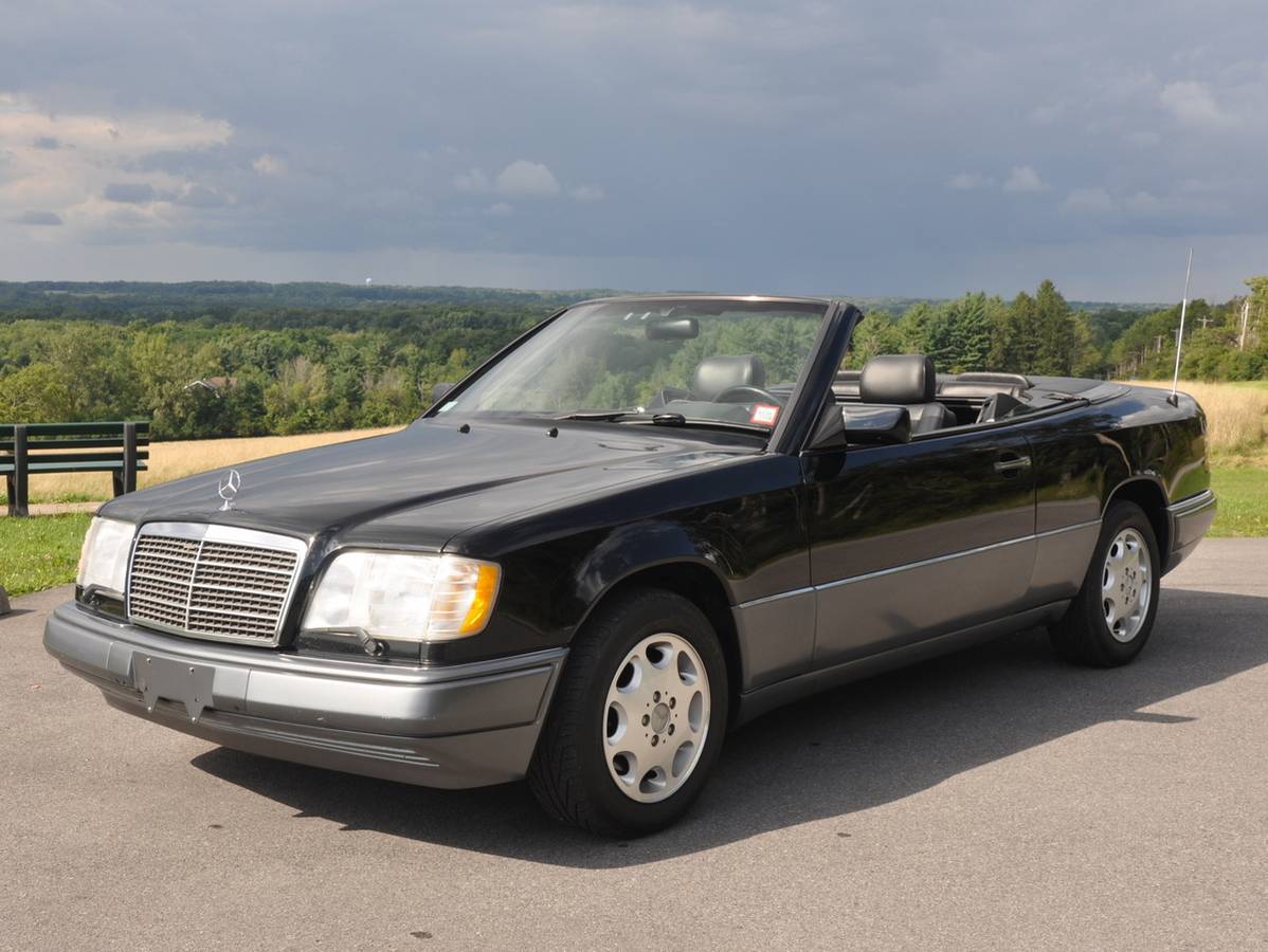 Mercedes-benz-benz-e320a-1995-black