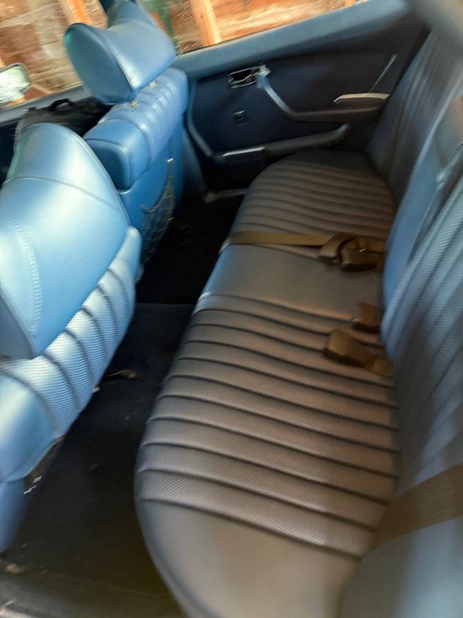 Mercedes-benz-benz-s-class-1979-silver-11