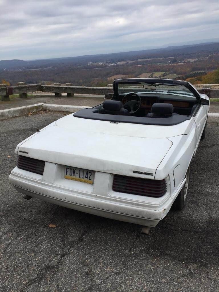 Mercury-Capri-1985-8