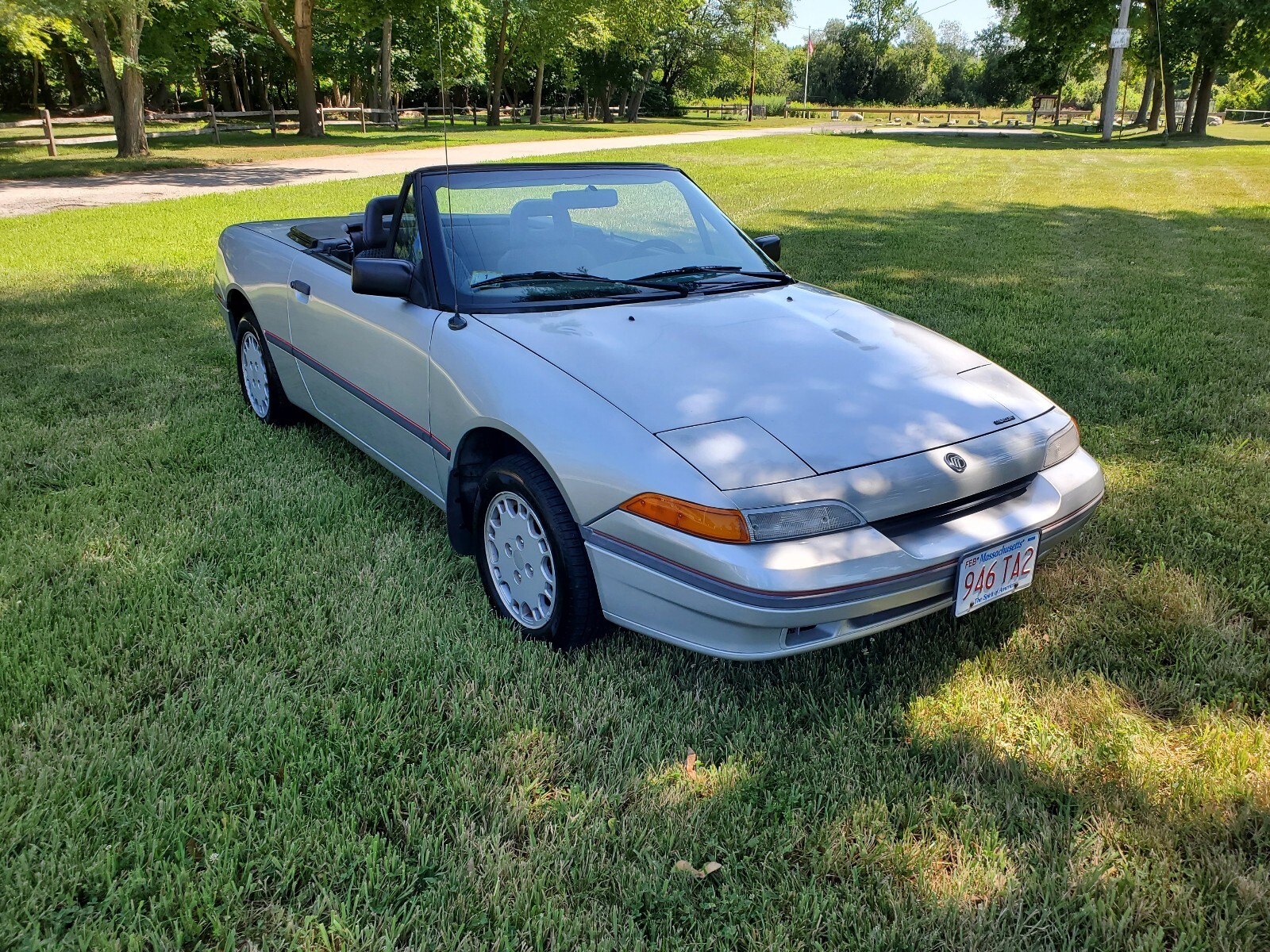 Mercury-Capri-1993-2
