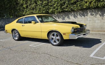 Mercury-Comet-1975-Coupe-18