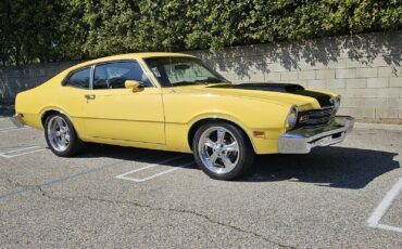 Mercury-Comet-1975-Coupe-26