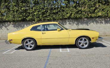 Mercury-Comet-1975-Coupe-27