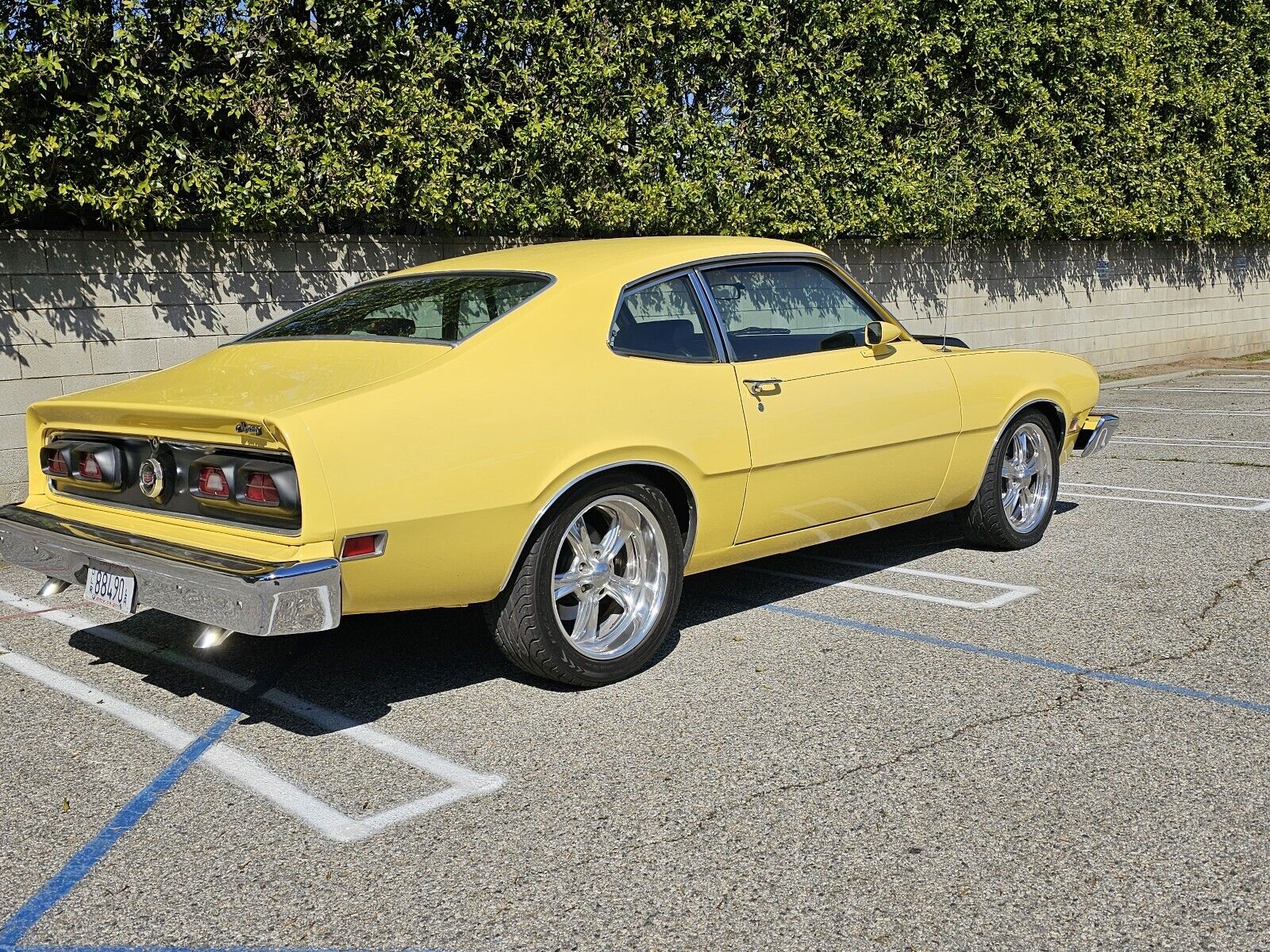 Mercury-Comet-1975-Coupe-28