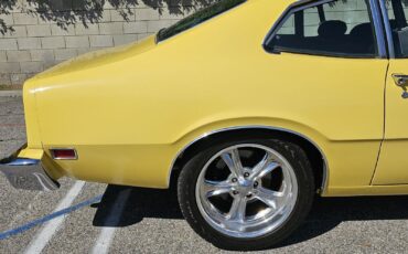 Mercury-Comet-1975-Coupe-33