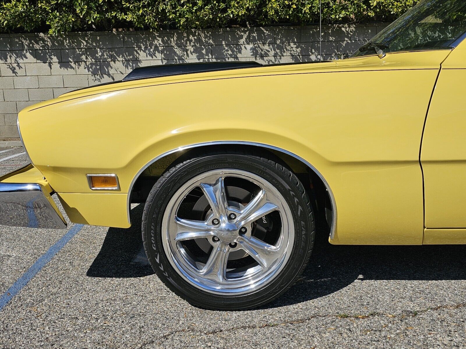 Mercury-Comet-1975-Coupe-9