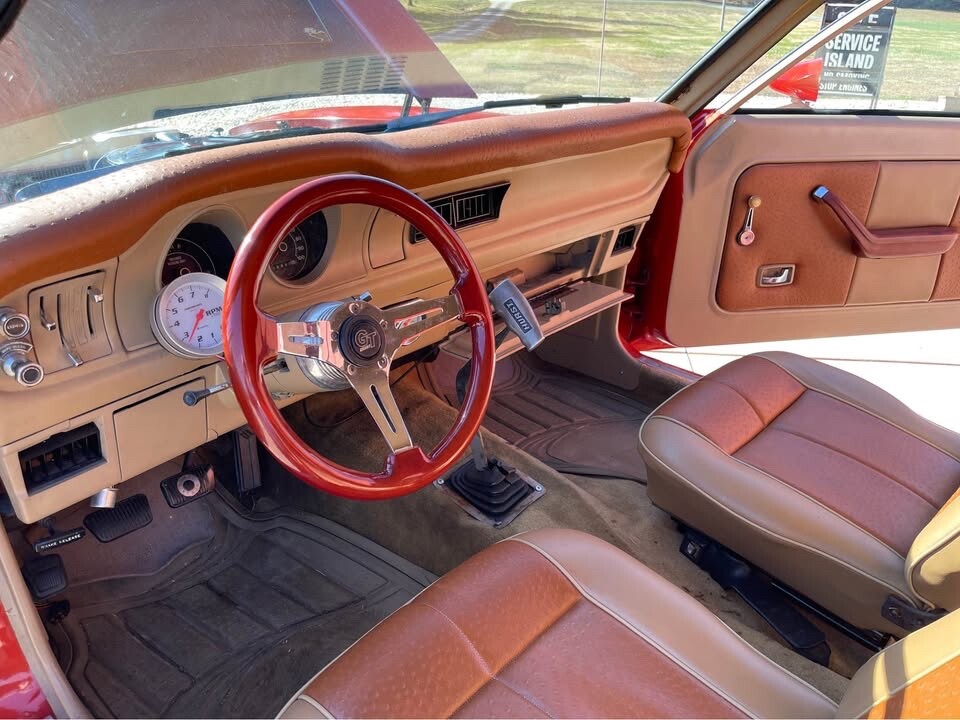 Mercury-Comet-1977-Sedan-1