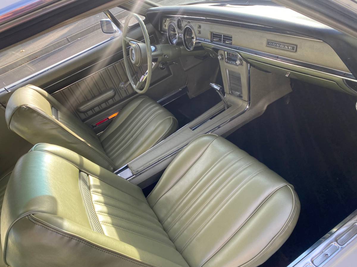 Mercury-Cougar-1967-11