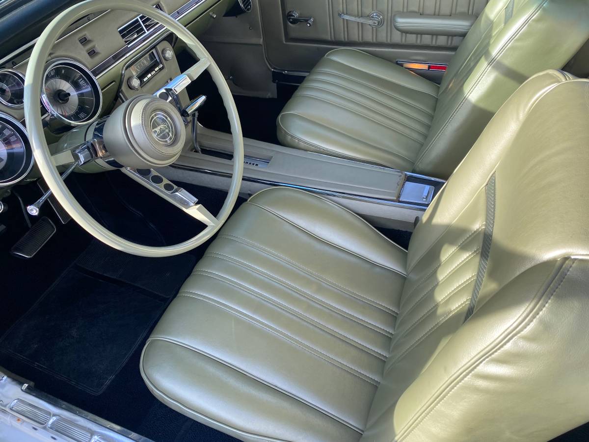 Mercury-Cougar-1967-18