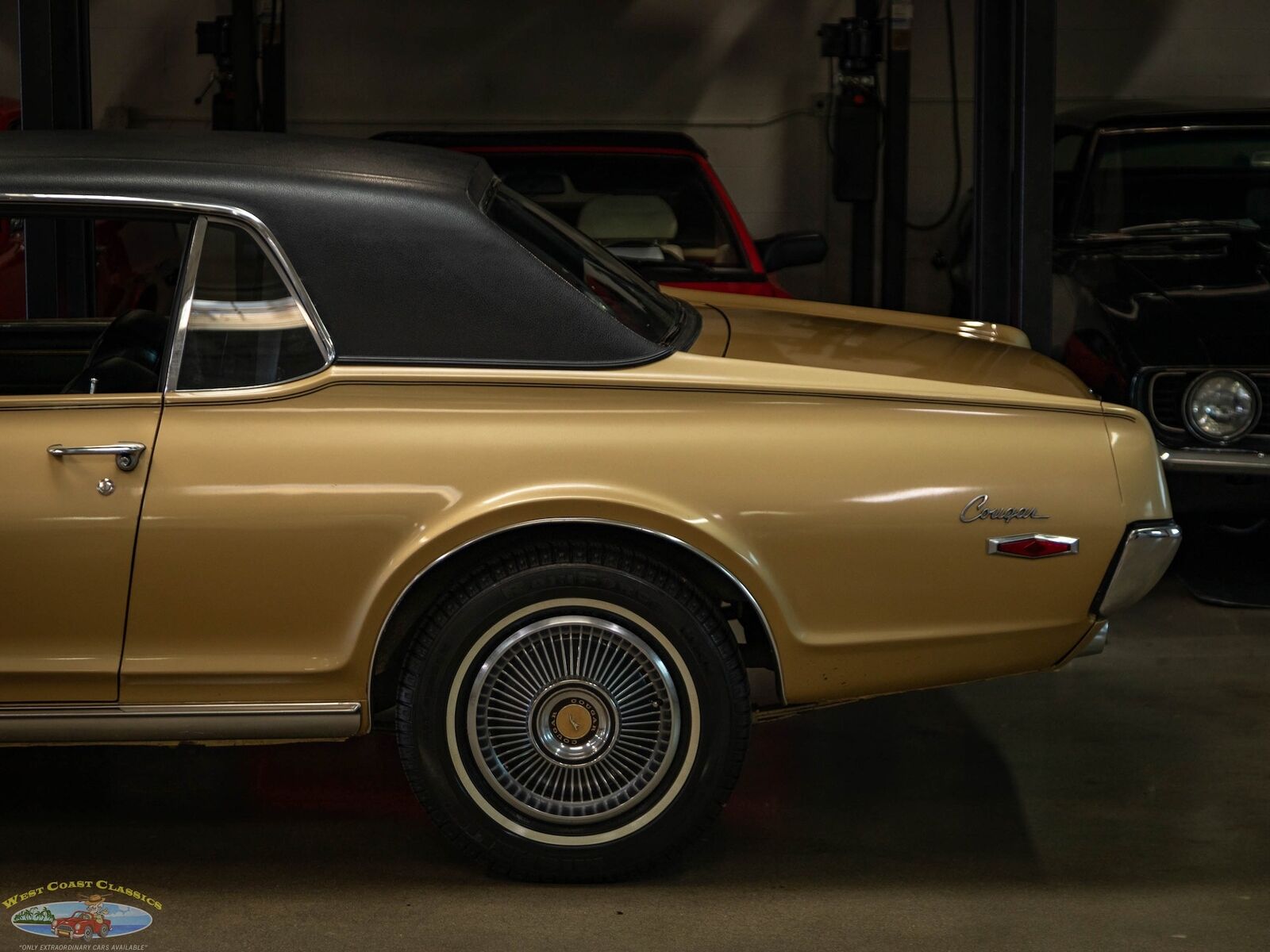 Mercury-Cougar-1968-2-Door-Hardtop-6