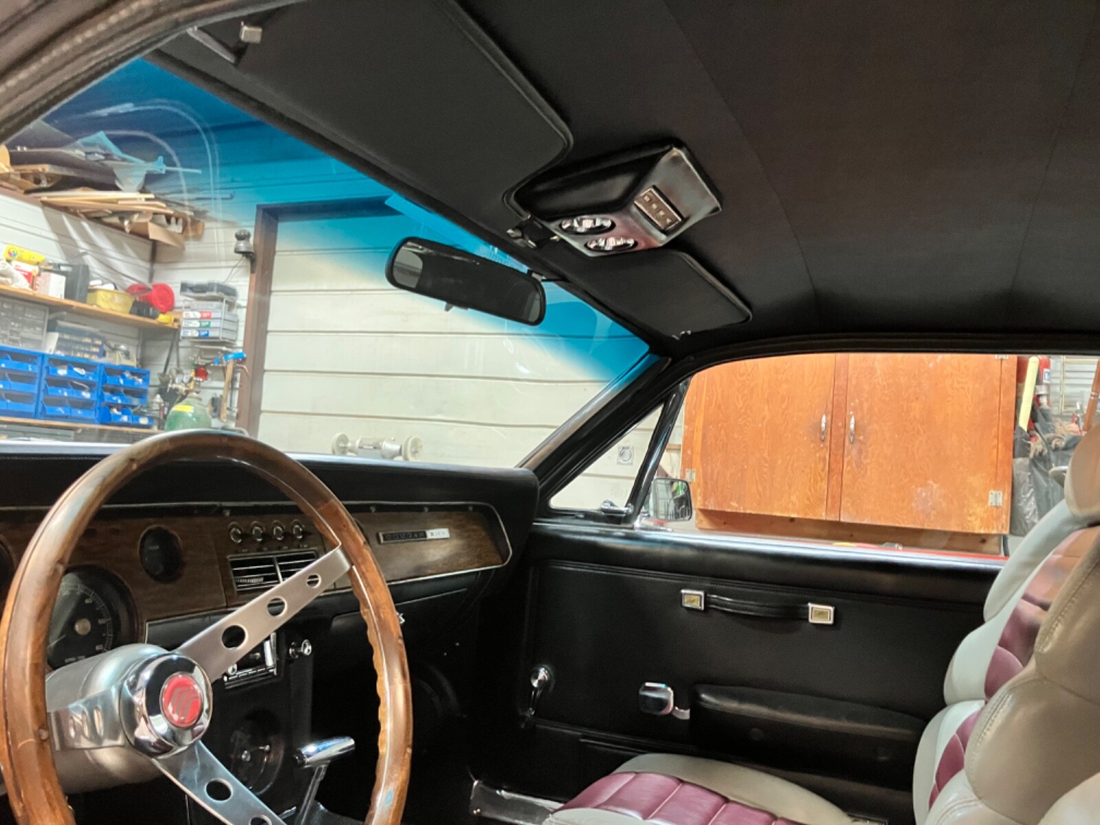 Mercury-Cougar-1968-Coupe-12