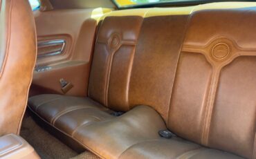 Mercury-Cougar-1972-American-muscle-car-12
