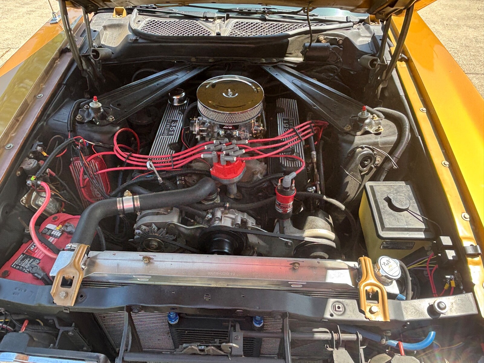Mercury-Cougar-1972-American-muscle-car-14