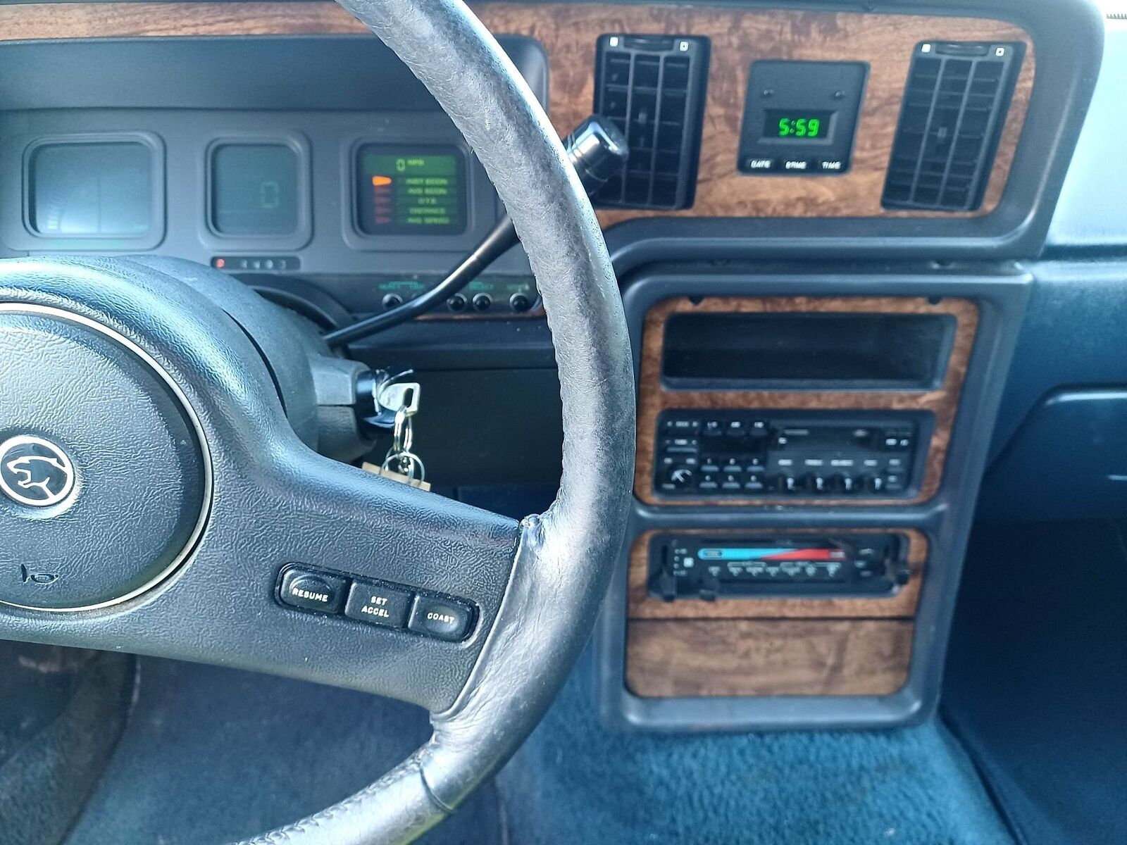 Mercury-Cougar-1987-LS-8