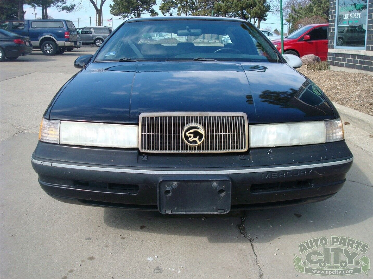 Mercury-Cougar-1990-Coupe-14