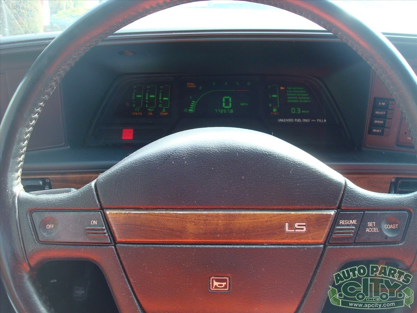Mercury-Cougar-1990-Coupe-4