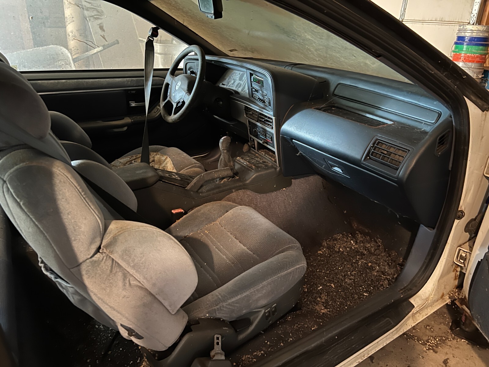 Mercury-Cougar-1990-Coupe-9