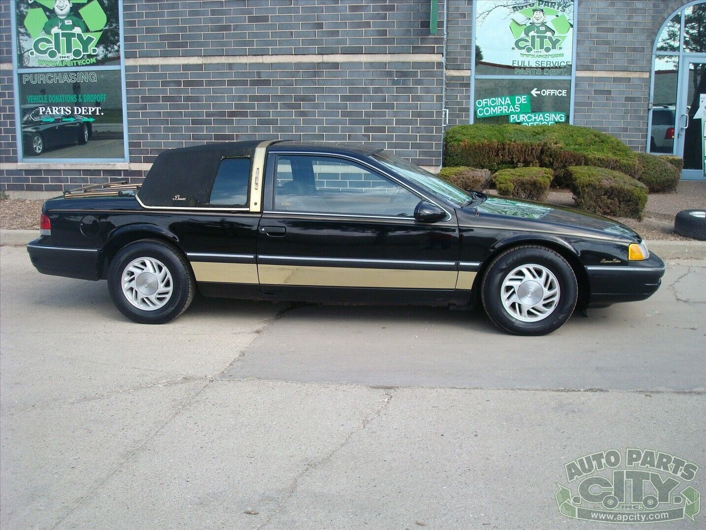Mercury Cougar 1990 Coupe