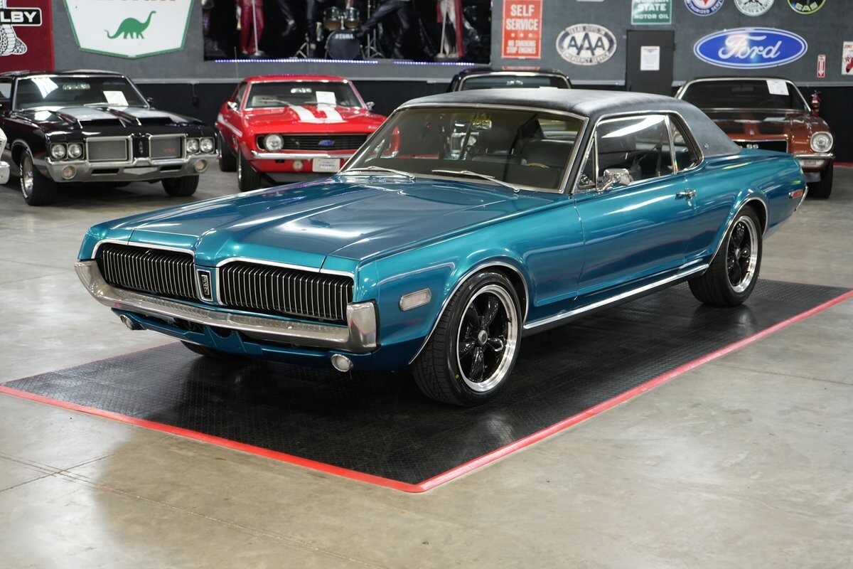 Mercury-Cougar-XR-7-1968-Coupe-1