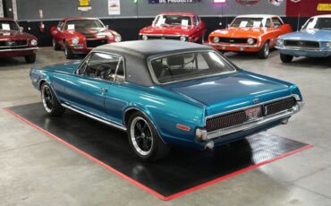 Mercury-Cougar-XR-7-1968-Coupe-12