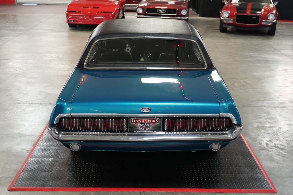 Mercury-Cougar-XR-7-1968-Coupe-13