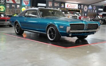 Mercury-Cougar-XR-7-1968-Coupe-24