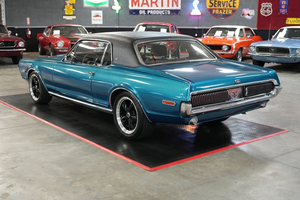 Mercury-Cougar-XR-7-1968-Coupe-3