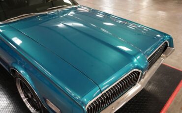 Mercury-Cougar-XR-7-1968-Coupe-32
