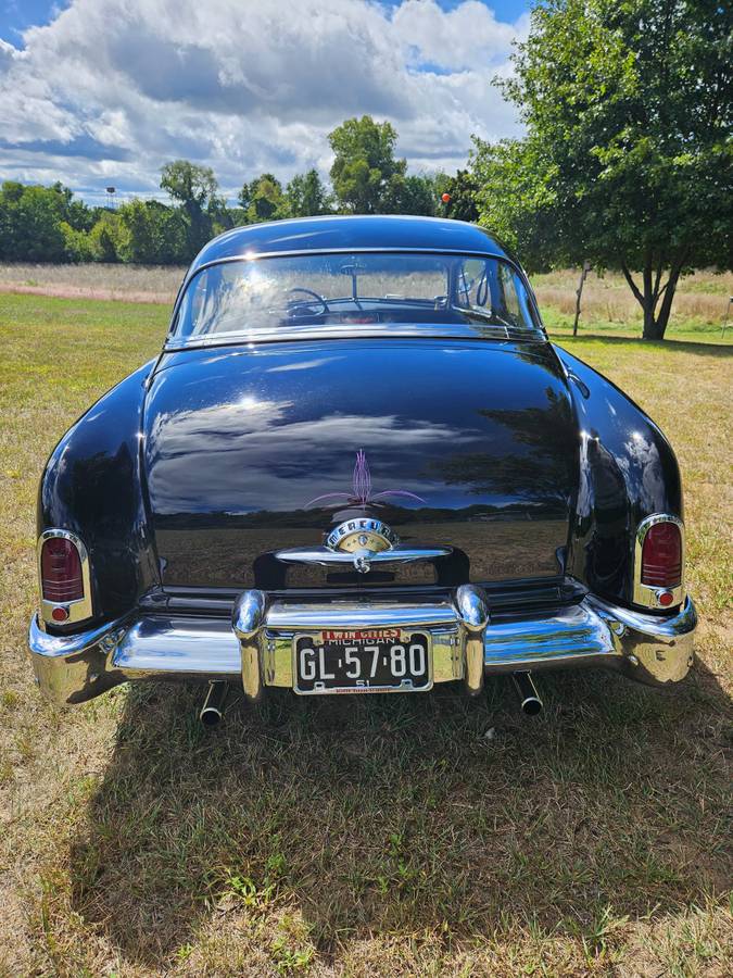 Mercury-Coupe-1951-black-4