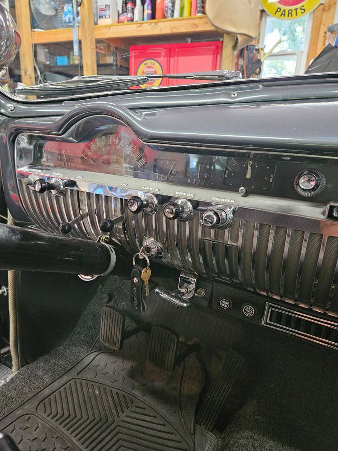 Mercury-Coupe-1951-black-8