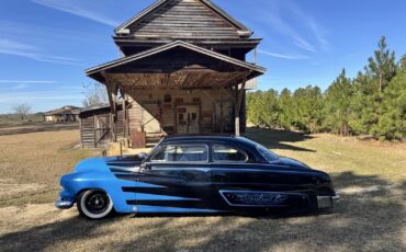 Mercury-Custom-1951-Coupe-2