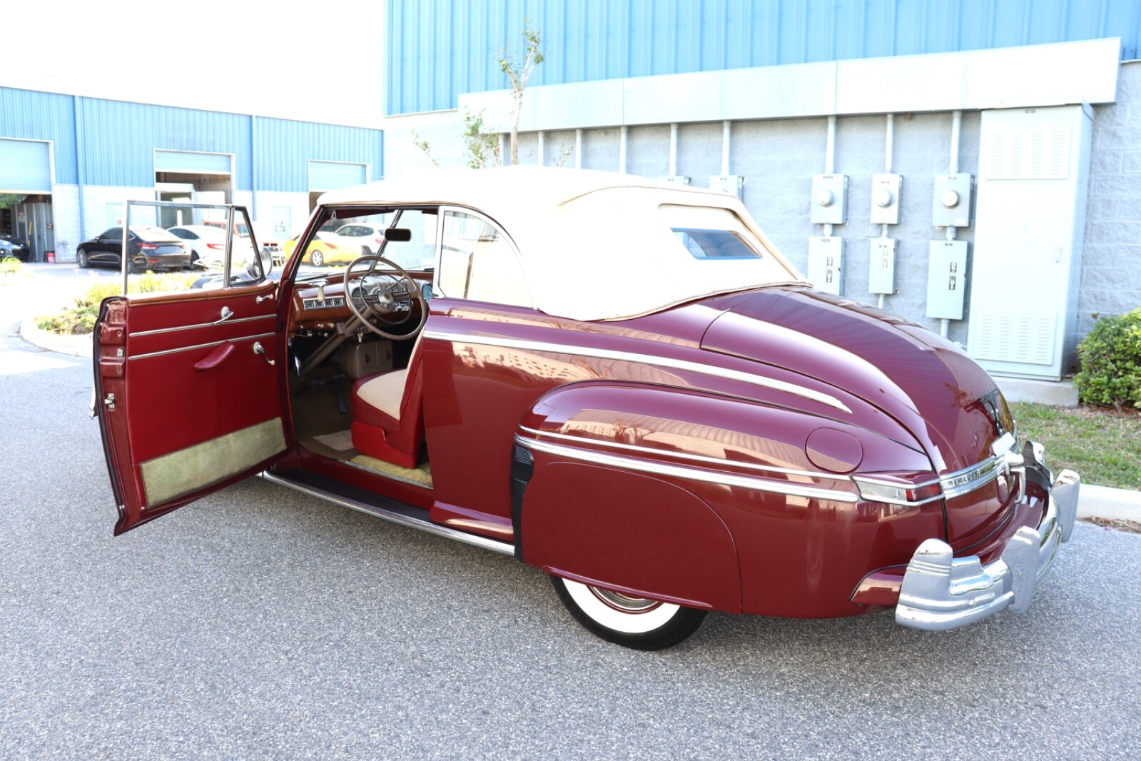 Mercury-Eight-1948-Convertible-22