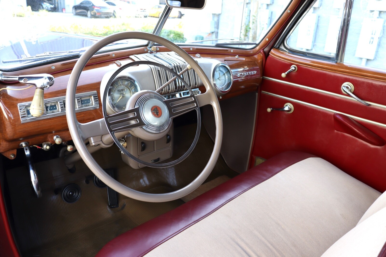 Mercury-Eight-1948-Convertible-23