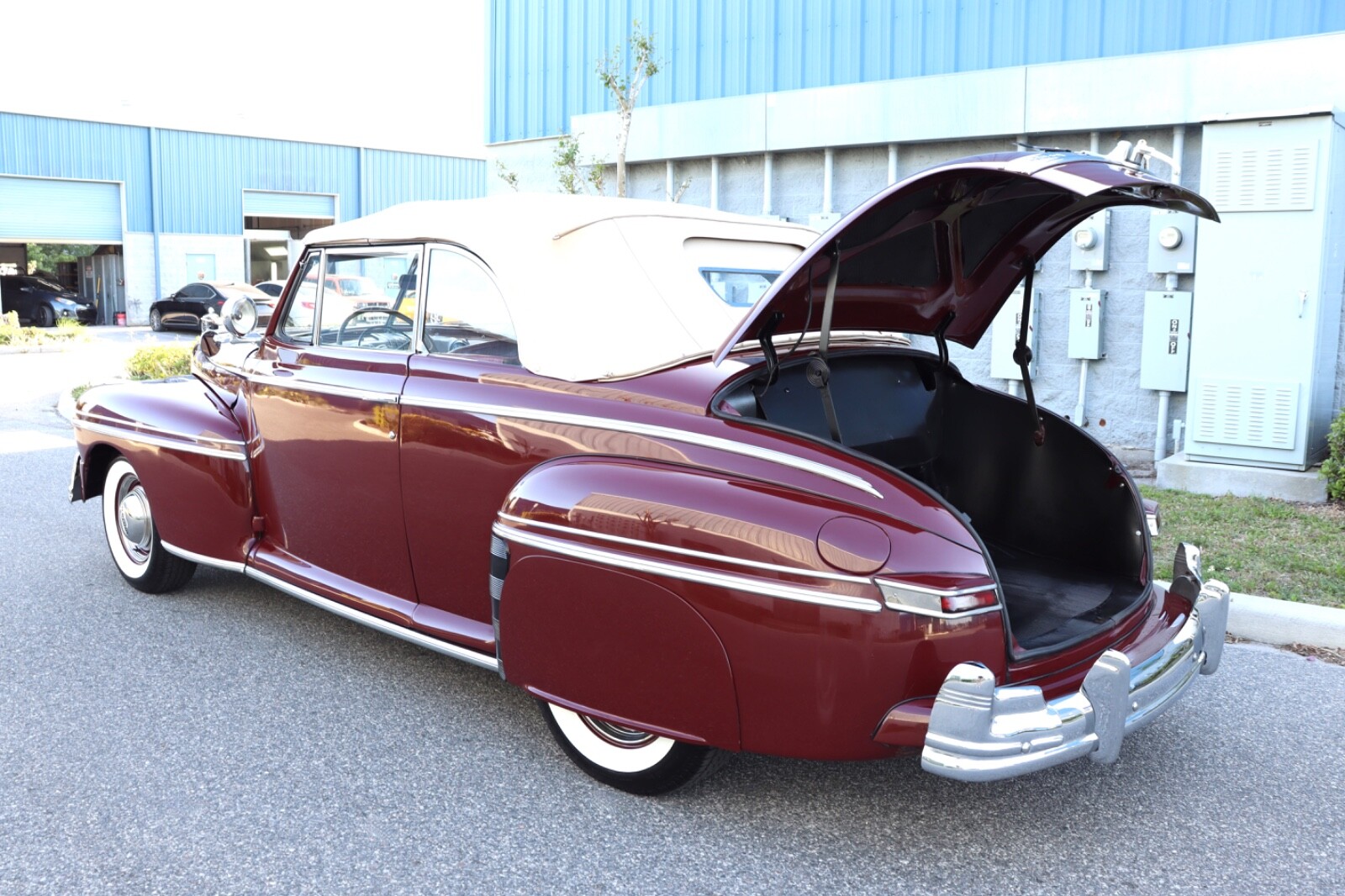 Mercury-Eight-1948-Convertible-37