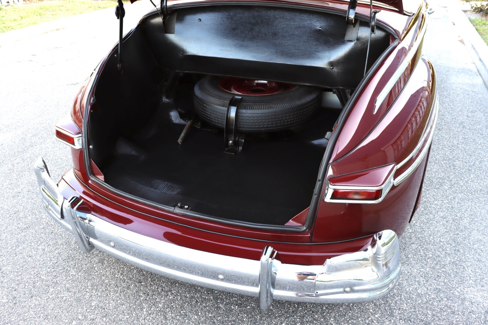 Mercury-Eight-1948-Convertible-38