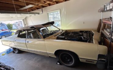 Mercury-Grand-Marquis-1971-Sedan