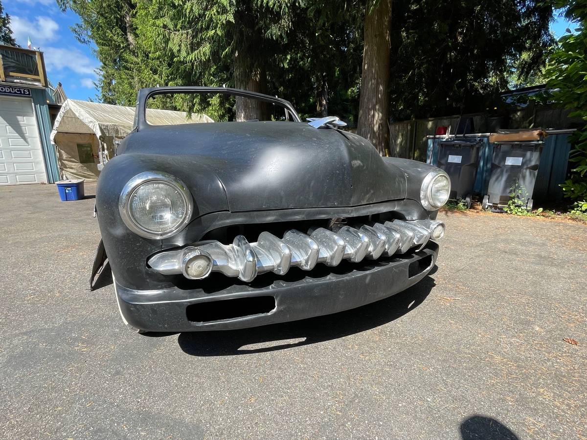 Mercury-Monterey-1949-black-13