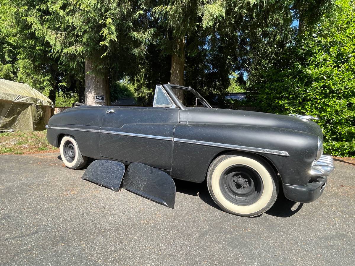 Mercury-Monterey-1949-black-18
