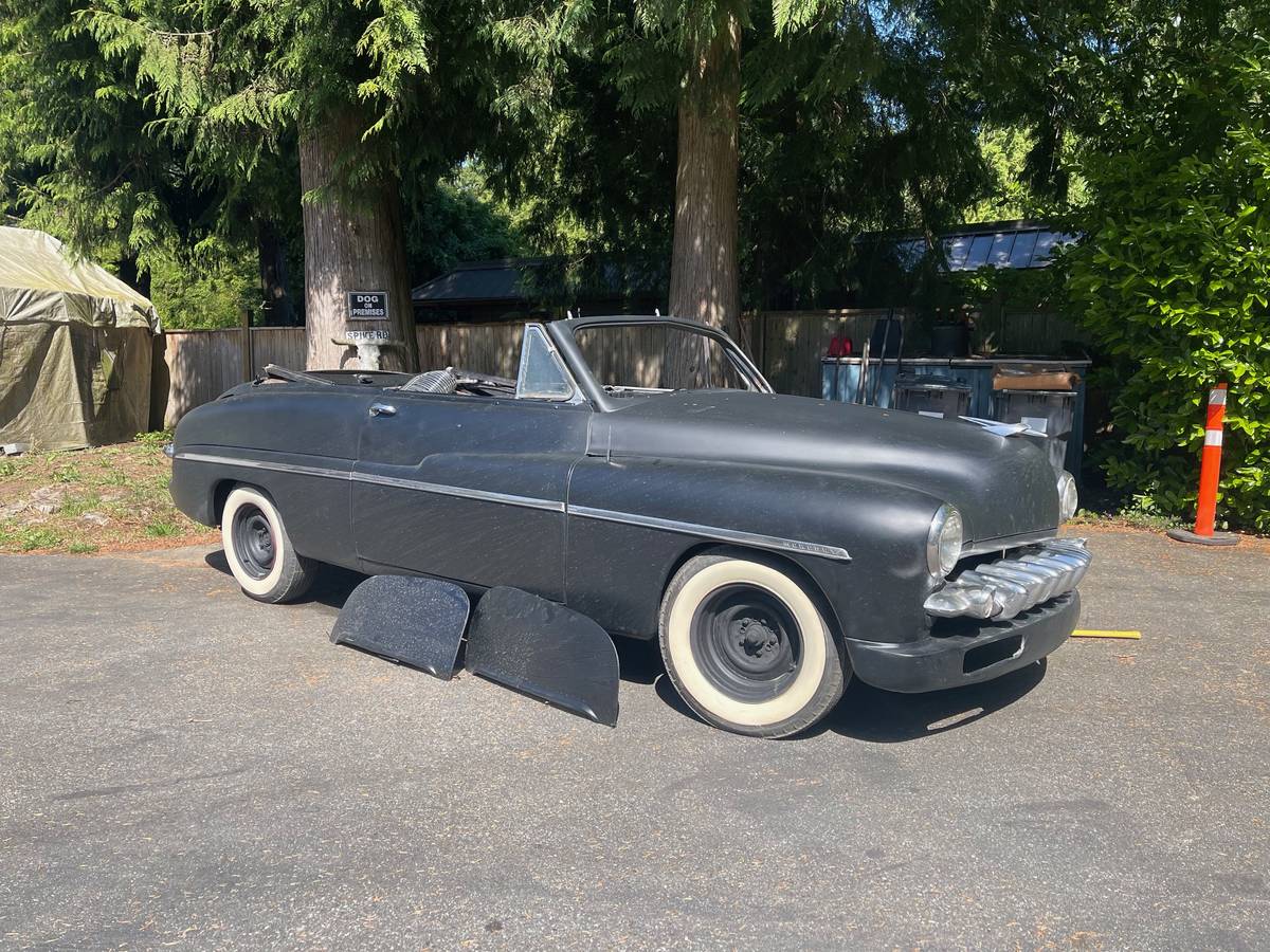 Mercury-Monterey-1949-black-3